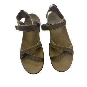 Teva Verra Hiking Sandal Women’s Size 10 Taupe